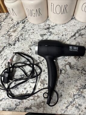 Hot Tools Professional Hair Dryer - Black